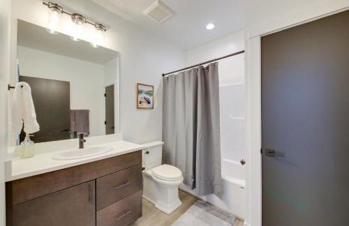 Elegant Priest Lake Townhome about 1 Mi From Lake - Foto 17