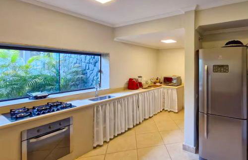 NOVO Mansão Pé na Areia com Heliponto, 1 Piscina, 1 Hidro, Sauna e 5 Quartos - Foto 7