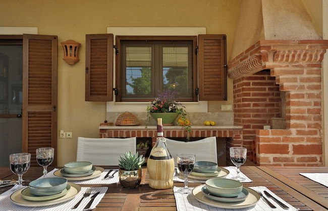 Olives and Vines all Season Villa - Photo 24