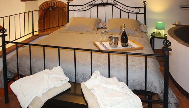 Stone House in Camaiore Near Versilia Beach - Foto 4, Habitación