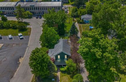 The Fourth Oak by Juniper Holiday + Home - Photo 26