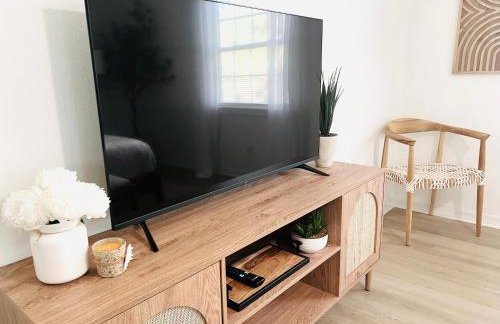 Coastal Cottage By Vilano - Photo 8