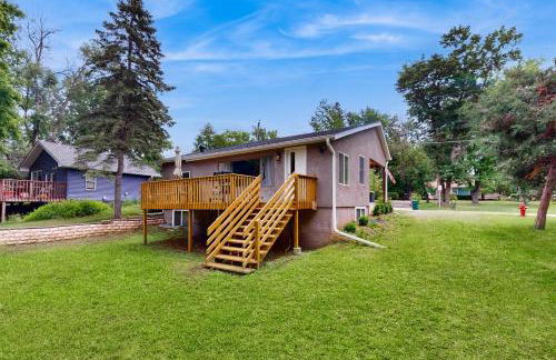 Steps to Dtwn and St Croix River! Stucco House - Foto 3