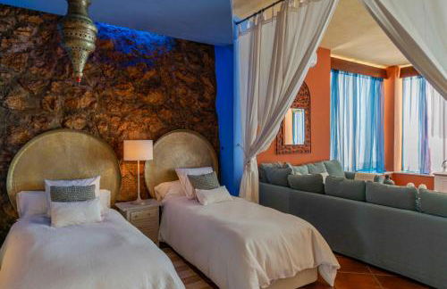 Mediterráneo Outdoor Pool - Photo 6