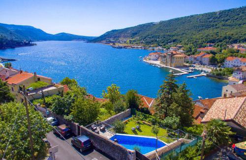 Villa Volcera - Photo 4