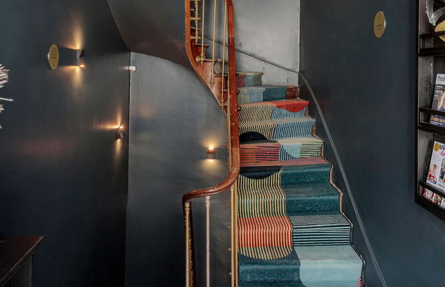 Hôtel Corneille - Entrée autonome, réception en ligne -Encore Mieux - Photo 3