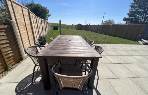 4 bed house 50 yards from the beach & lighthouse - Photo 29