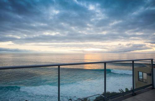 The Wave House - Oceanfront - Foto 22