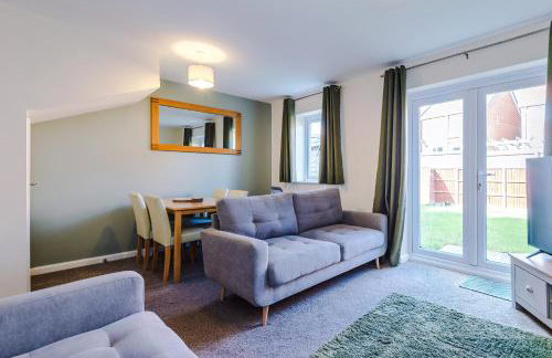 3 Bedroom Semi-Detached Home Sleeps 5 with Driveway - Foto 55