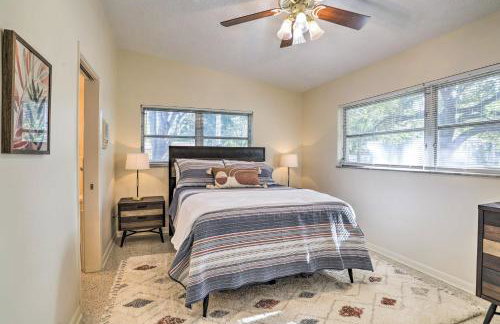 Retro St Pete Home with Private Heated Pool - Foto 16