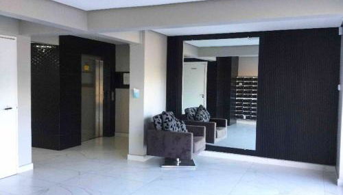 Apto12 com WIFI garagem e 100 metros da Av Brasil - Foto 4