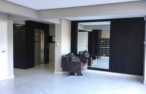 Apto12 com WIFI garagem e 100 metros da Av Brasil - Foto 4