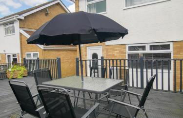 Bee At Home - Photo 14