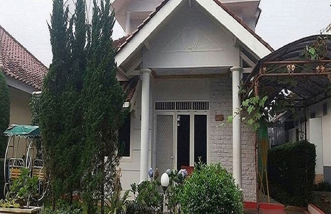 Villa Kota Bunga Seruni - Photo 80