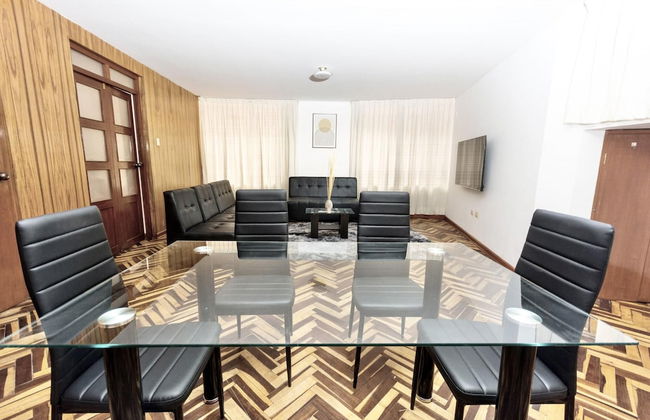 Lovely 3 Bedroom Apartment in the Heart of Downtown Arequipa for 6 pax - Photo 14