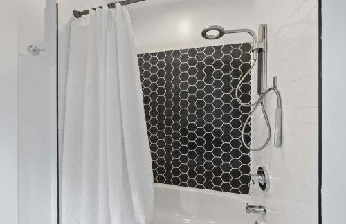 Short North Lounge - Stay for 2 - Foto 26