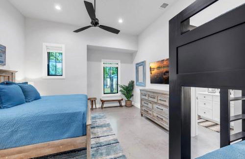 Palm Paradise on Lake LBJ with Concierge Services - Foto 32