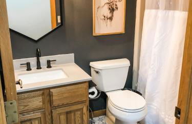 Riverfront Mountain Cottage Retreat - Foto 25