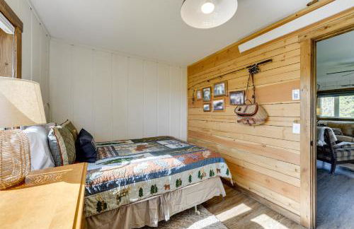 The Bunkhouse in Bondurant Pet Friendly - Photo 15
