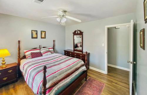 NEW! Luxe Cottage with Big Backyard 10 Mi to Augusta - Foto 4