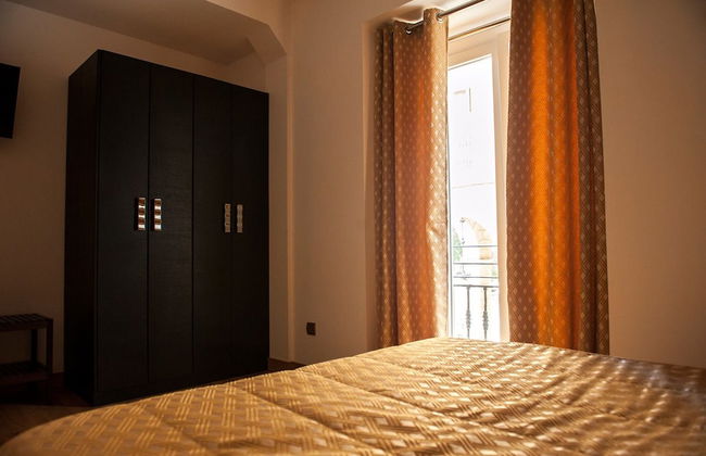 Art Suites Santander - Photo 3