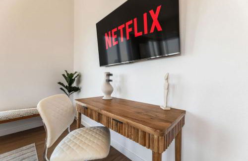 Arts District Stay, Walk to Little Tokyo with Parking - Foto 6