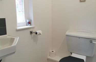 The Coach House Apartment at Cefn Tilla Court, Usk - Foto 14