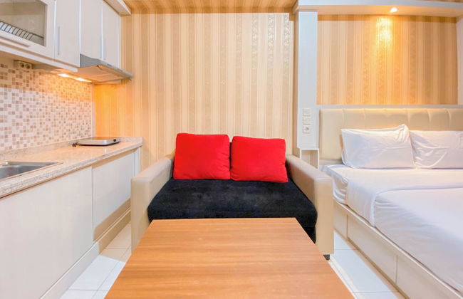 Comfy Studio Apartment Candiland Semarang - Photo 3
