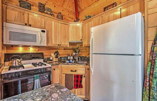 Furnished Deck Romantic StrawberryandPine Studio! - Foto 10