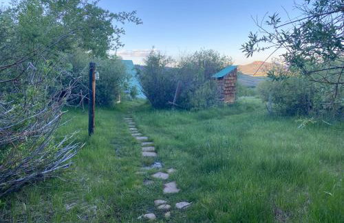 Red-tail Roundhouse at 22 West Cabins and Recreation - Foto 25