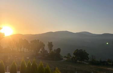 Monkey Tiny Barnhouse with amazing views at ZevariClub! - Foto 79