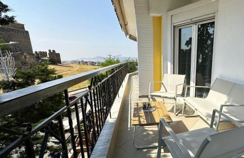 The Three Views - Foto 28