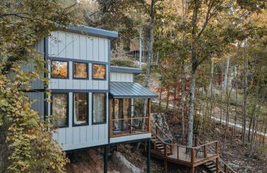 The Evergreen Treehouse with Winter Views - Foto 47