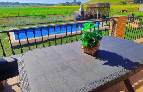 VILLA BILBILIS con piscina privada, barbacoa y parking - Foto 1