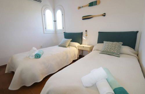 Villa Las Marinas 4,piscina e ideal para familias - Foto 10