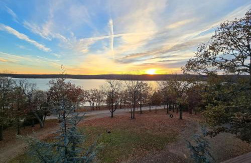 Emerald Point, Lakefront with Gorgeous Views - Foto 40
