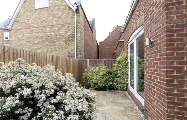 Immaculate Central Windsor Town House - Foto 30