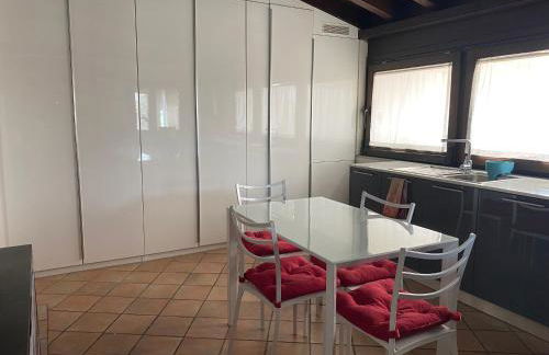 Rooftop Terrace - elegante attico con idromassaggio - Foto 11