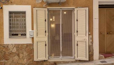 Under Royal - Foto 2