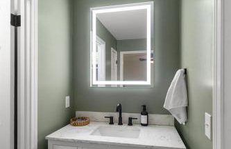 Newly Renovated, Dog Friendly, Stocked Kitchen - Foto 10