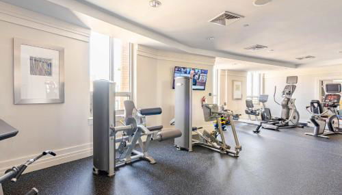 Downtown Silver Spring 2BR Skyline Balcony Suite Walkable to DC Metro LuxePad - Foto 5