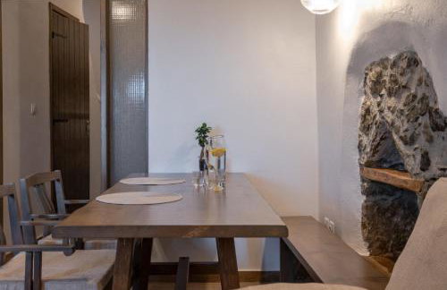 Nomas Home Skaloti with Private Pool - Foto 7