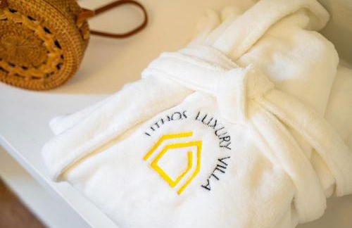 Lithos Luxury Pool Villa - Photo 52