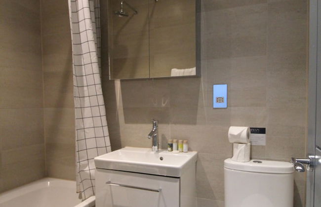 Ealing Broadway by Viridian Apartments - Foto 22