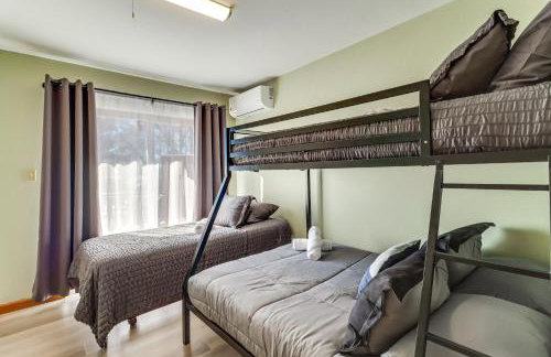 Private Hot Tub Lakefront Poconos Home! - Foto 21