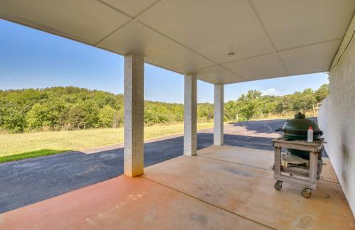 Home with Fire Pit on 27 Acres in Walhalla! - Foto 30