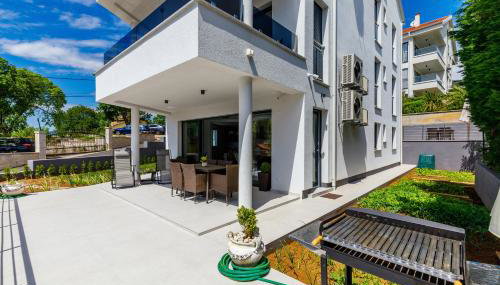 Apartment "Villa M" - Foto 2, Garden, Garden view