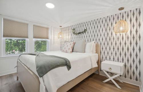 Professionally Designed Porch Swing Renovated - Foto 12