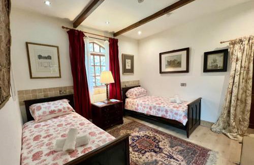 Tan-yr-Ogo Gate Lodge, Gwrych Castle - Foto 21