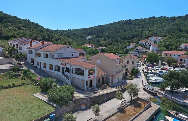 Knez Mali Iz - Photo 33